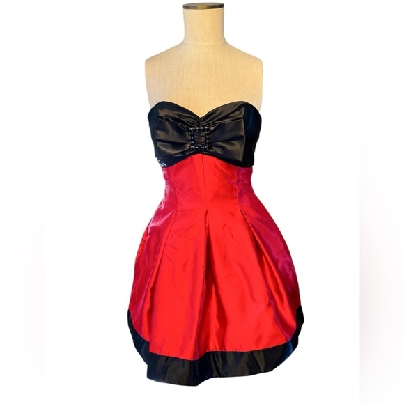 Jessica McClintock Dresses & Skirts - Jessica McClintock Gunne Sax Vtg Cherry Red 90’s Taffeta Strapless Dress Sz 3